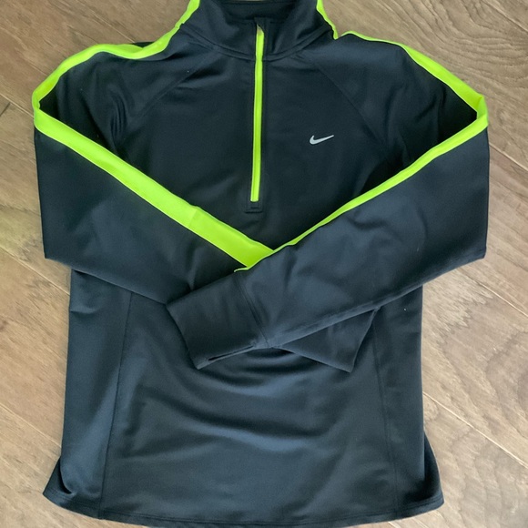 NIKE Dri-Fit Running Half-Zip Black Athletic Jacket - Picture 1 of 5